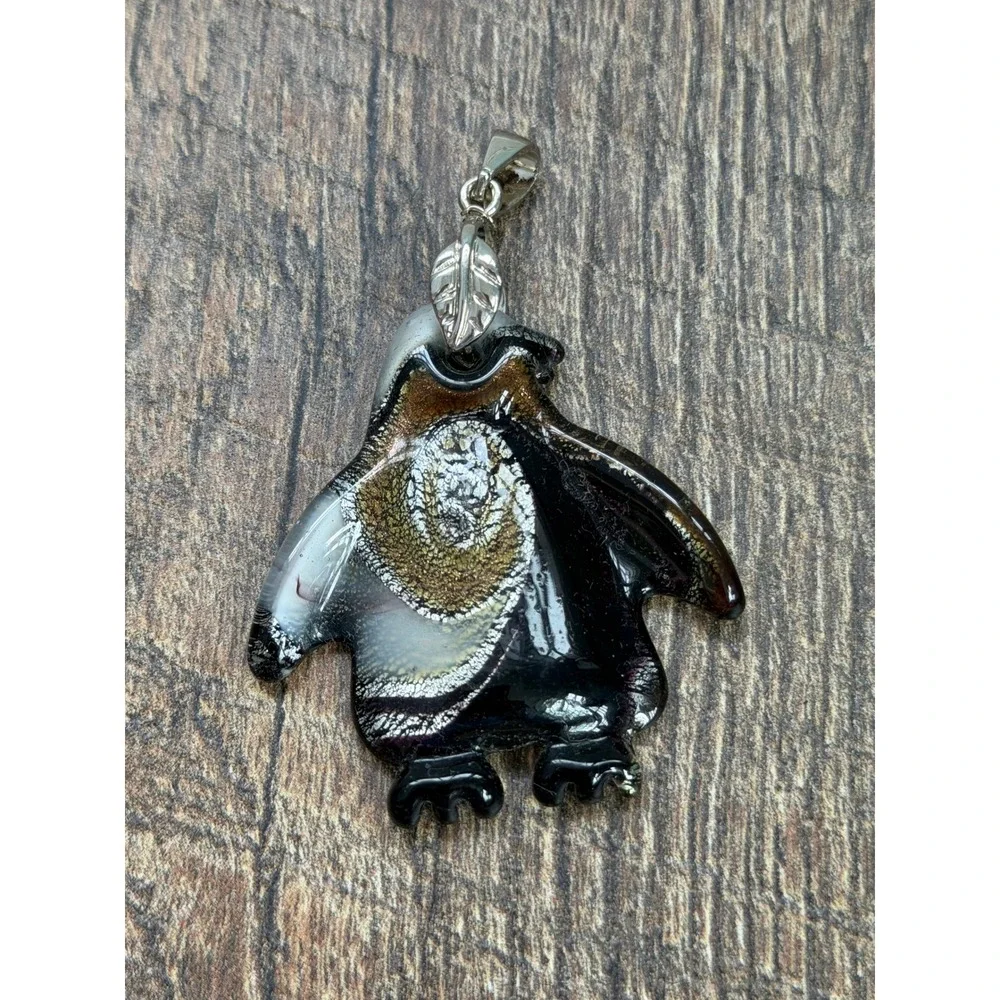 Art Glass Penguin Pendant Unisex OS‎ Black Gold Silver